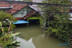 Coblosan Pemilu 106 TPS di Demak Terancam Ditunda, Banjir Belum Surut