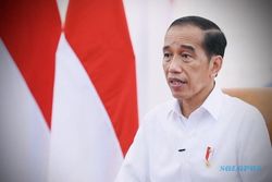 Presiden Jokowi Pimpin Sidang Kabinet Bahas Program Makan Siang Gratis