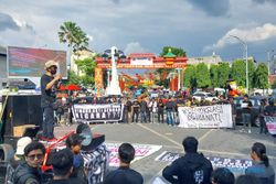 Mahasiswa Demo di Balai Kota Solo, Balas Aksi Unjuk Rasa yang Ditemui Gibran