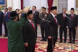 Resmi! Jokowi Lantik Hadi Tjahjanto Jadi Menko Polhukam, AHY Menteri ATR/BPN