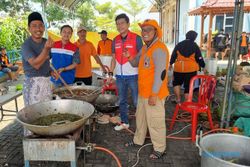 Pertamina Patra Niaga JBT Beri Bantuan untuk Warga Demak Terdampak Banjir