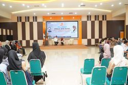 ITS PKU Muhammadiyah Surakarta Gelar Pelatihan Public Speaking
