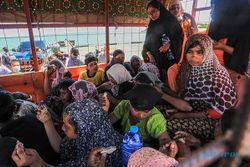 69 Etnis Rohingya Korban Kapal Karam Ditampung di Gedung PMI Aceh Barat