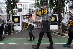 Polri Perketat Pengamanan Gedung KPU Jelang Pengumuman Hasil Pemilu 2024
