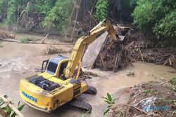 Jadi Biang Banjir, Jembatan Penghubung 2 Desa di Sragen Dibongkar