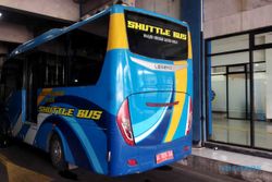 Pengguna Shuttle Bus Masjid Sheikh Zayed Menurun, Ini Penyebabnya