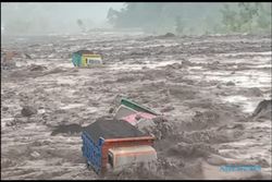 4 Truk Terbalik Diterjang Banjir Lahar Dingin Semeru, Para Sopir Selamat