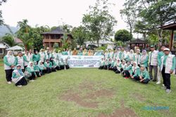 Acara Gathering Perkuat Kolaborasi Bank Sampah Binaan Pegadaian di Kota Padang