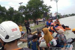 Bantu Korban Banjir Demak, BPBD Klaten Kirim 18 Personel dan Dirikan Dapur Umum