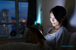 Kurangi Waktu Melihat Layar agar Kualitas Tidur Lebih Baik Selama Puasa