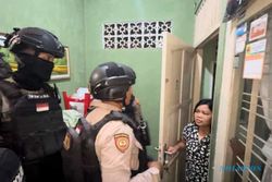 Polisi Solo Tangkap 2 Ibu Rumah Tangga Penjual Miras di Pucangsawit dan Jebres