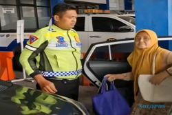 Viral Polisi Solo Bantu Ibu-Ibu Asal Temanggung, Begini Kronologinya