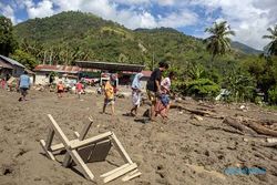 Banjir Bandang Terjang 2 Desa di Sigi Sulteng, Ratusan Warga Mengungsi