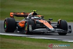 Lando Norris Duduki Pole Position pada Kualifikasi Sprint Grand Prix Cina