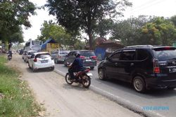 Arus Balik H+4 Lebaran, Padat Merayap di Jalan Solo-Sukoharjo