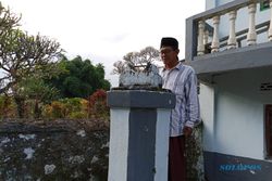 Melihat Tombak & Jam Matahari Peninggalan Masjid Bersejarah di Suruh Semarang