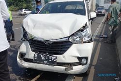 Kecelakaan Beruntun di Tol Pulomas, 4 Kendaraan Ringsek