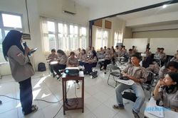 Mahasiswa Prodi Ilmu Komunikasi STABN Raden Wijaya Wonogiri Dalami Jurnalistik