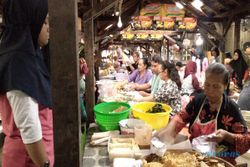 Pasar Wuryantoro Wonogiri Diserbu Pemudik, Mayoritas Belanja Oleh-oleh