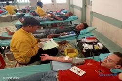 PDIP Solo Gelar Donor Darah 1.000 Kantong hingga Malam Hari