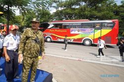 Gunakan 14 Bus, 654 Peserta Angkutan Balik Gratis Diberangkatkan dari Madiun