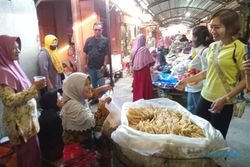 Kunjungi Pasar Sukodono Sragen, Untung Wina Sukowati Didoakan Jadi Bupati