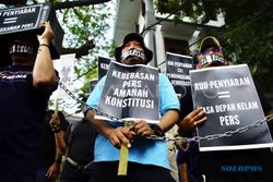 Batasi Kebebasan Pers, Jurnalis di Jawa Timur Tolak Revisi UU Penyiaran!
