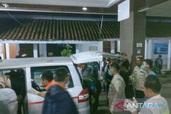 Pulang dari Perpisahan di Bandung, Bus Rombongan SMK Depok Terguling di Ciater