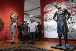 Megawati Kunjungi Pameran Seni Butet Kartaredjasa di Galeri Nasional Jakarta