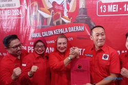 Dapat Instruksi Megawati, Mbak Ita Ambil Formulir Bakal Wali Kota Semarang