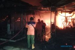 276 Los Pedagang di Pasar Barang Bekas Jalan Kudus-Purwodadi Ludes Terbakar