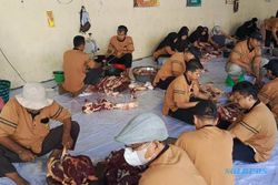 PPMI Assalaam Sukoharjo Potong 67 Hewan Kurban, Daging Dibagikan sampai Pacitan