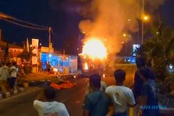 Waduh! Truk Ekspedisi Paket Jakarta-Surabaya Ludes Terbakar di Ngawi