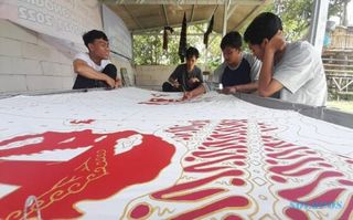 Cerita Pemuda Purwantoro Jatuh Hati pada Batik Bermotif Remukan Asli Wonogiri